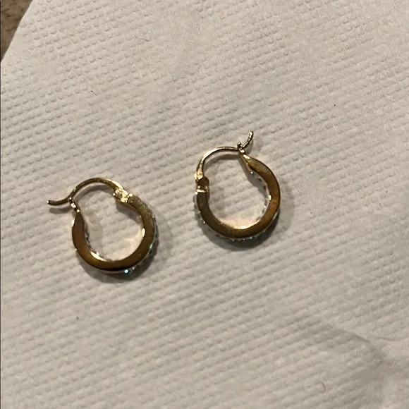 Elegant Gold and Diamonique like Hoop Earrings - Picture 5 of 7
